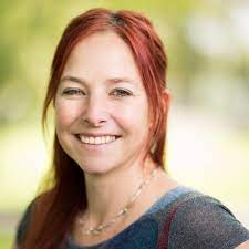 أليس روبرتس